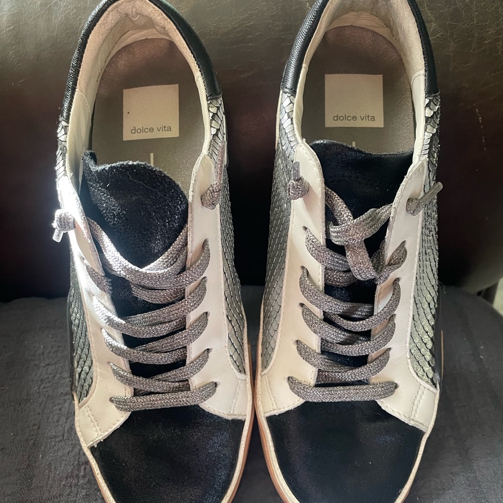 Dolce Vita Metallic and Black Womens Sneakers size 7